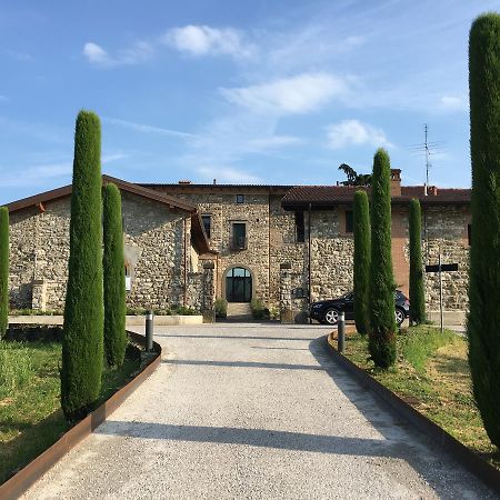 Podere Castel Merlo Resort Villongo Экстерьер фото